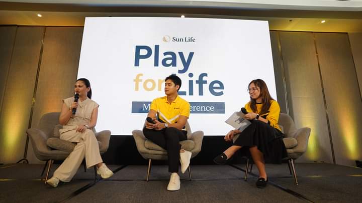 DBelovedSquad's tweet photo. Sun Life brand ambassador Donny Pangilinan joined us recently in Cebu to help launch the Play for Life campaign, where Cebuano clients were able to meet him up close! 💛

📸 Sun Life Philippines ✨ 

#DonnyPangilinan https://t.co/U4XYIdBWaG