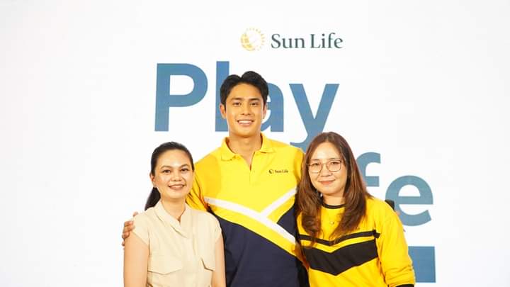 DBelovedSquad's tweet photo. Sun Life brand ambassador Donny Pangilinan joined us recently in Cebu to help launch the Play for Life campaign, where Cebuano clients were able to meet him up close! 💛

📸 Sun Life Philippines ✨ 

#DonnyPangilinan https://t.co/U4XYIdBWaG