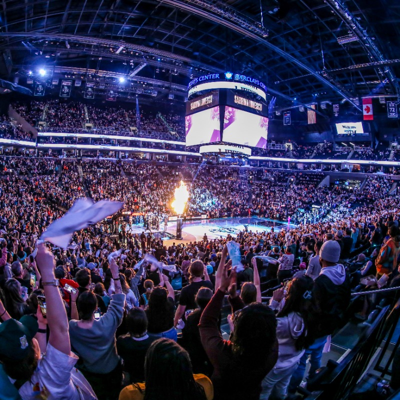 FOS's tweet photo. The WNBA has agreed to $2.2 billion in new media rights deals, The Athletic reports.

The agreements with ESPN, Amazon, and NBC are set to more than triple the league’s existing rights money, with the potential for more.

The latest ⬇️