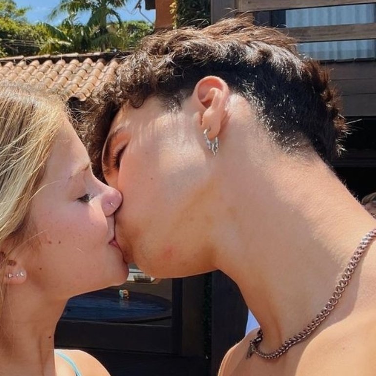 c o u p l e (@couplettfk) on Twitter photo 