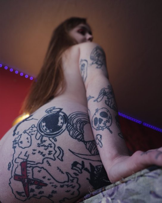 Definitely gotta do some more shoots love how they turn out https://t.co/3SfeNFPrA8