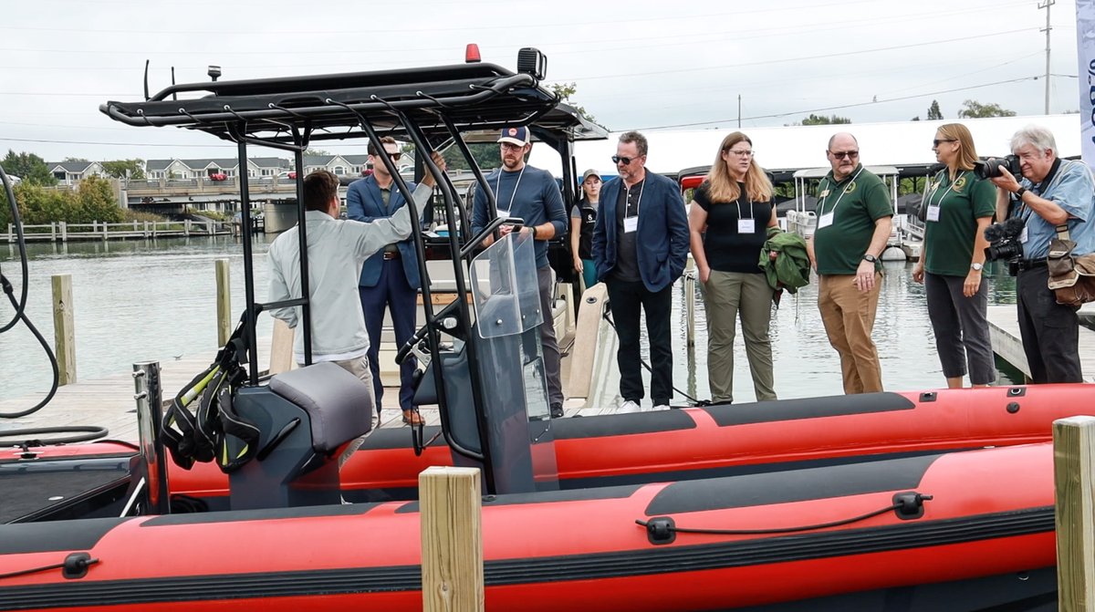 MichiganEGLE's tweet photo. 🚢 Michigan is making waves in clean maritime transportation! 🌊Electric boats and infrastructure upgrades are reducing pollution and boosting the economy, supporting our goal of 100% carbon neutrality by 2050. https://t.co/fWmGxe4yKC
#HotInfrastructureSummer #MIHealthyClimate https://t.co/IZq1g0ny6A