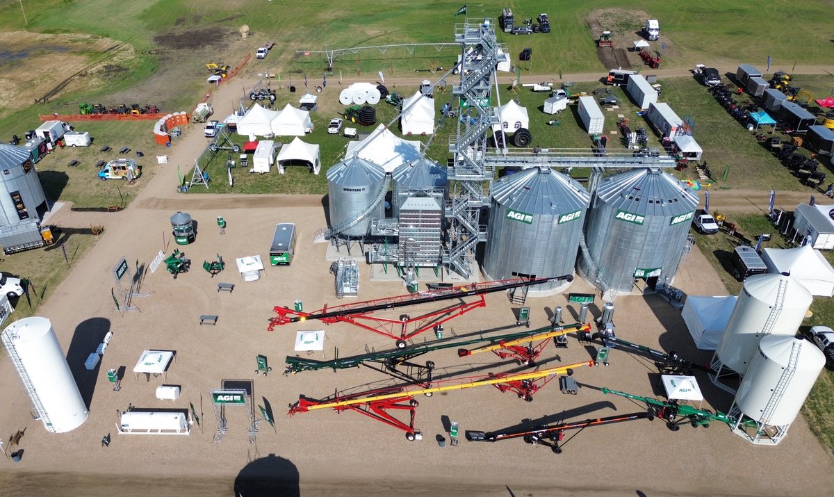 AgGrowthIntl's tweet photo. Day 2 at @AginMotion is on! ▶️

Come visit our team and learn how our industry-leading grain storage, handling and conditioning products can help you be more efficient and save money. 

#AIM24 #RightThereWithYou #AgX https://t.co/0U8zHLriMO