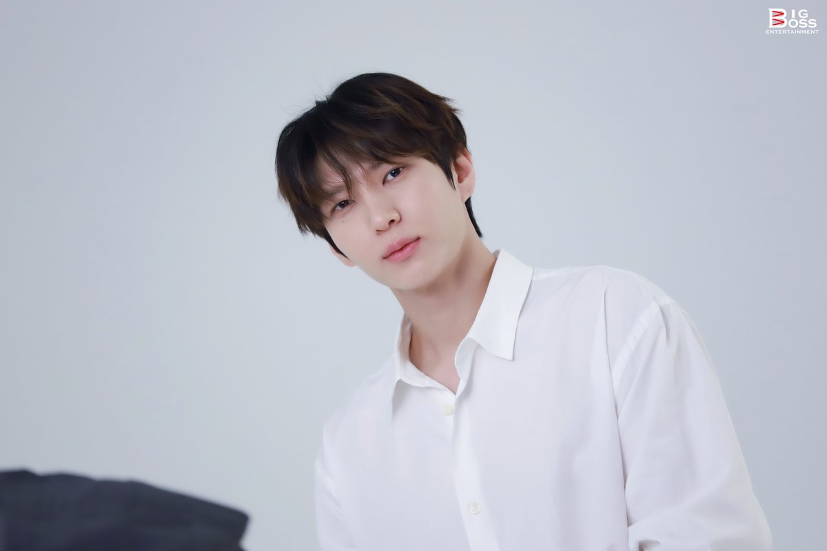 VIXXSupport_SP's tweet photo. [LEO] 📸

Se han publicado fotos inéditas de LEO en su nueva cuenta de b.stage.....regalo para sus musas :)

Síguelo en su nueva cuenta y dejale mucho ❤️ !!

https://t.co/eO8qRKqK2k

#LEO #레오 #JUNGTAEKWOON
#정택운 #VIXX #빅스 
#BigBossEnt #bstage @OfficialJTW_LEO https://t.co/UtIbHuYkI7