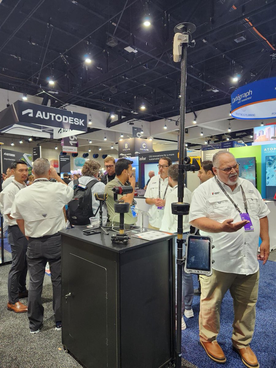 LaserTechInc_'s tweet image. Sharing some sights from Day 1 of @EsriUC expo sessions 📸

Another great day with the mappiest people on earth gets underway soon!

🌎 San Diego, CA
📍Booth 2029

#EsriUserConference #EsriUC #EsriUC2024