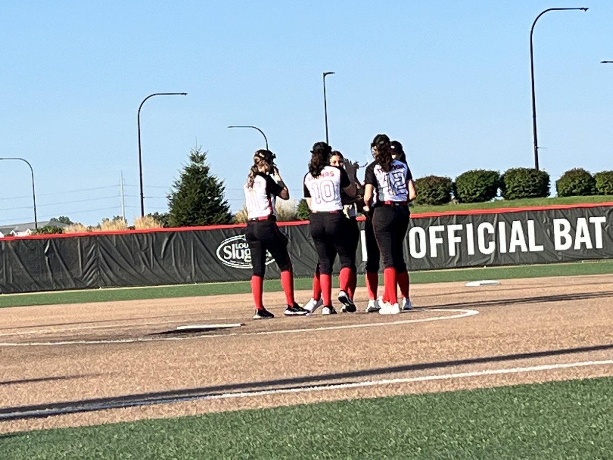 .<a href="/bbarnes585/">Bbarnes</a>’s Express team run rules Post 210, 10-0 in 4 innings