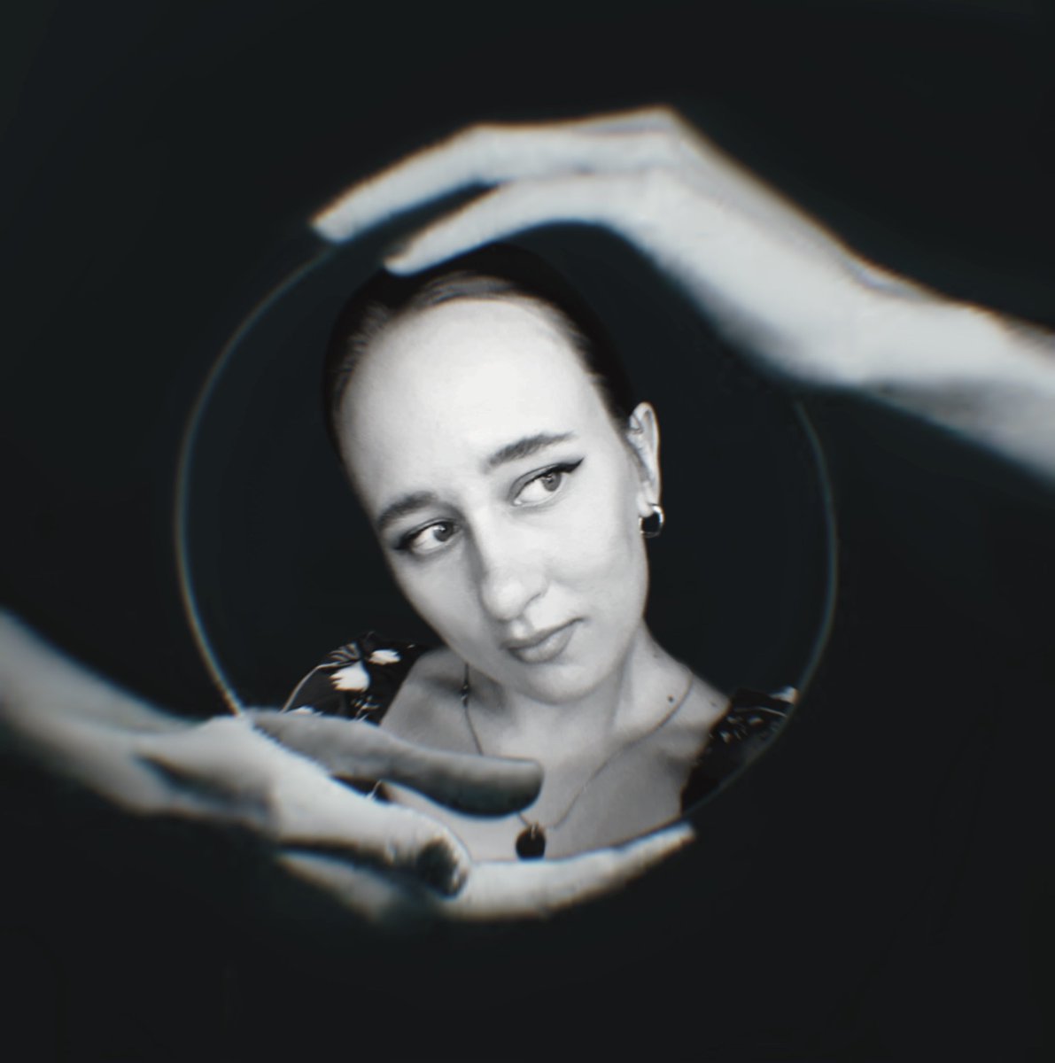 seredkina_art's tweet photo. Good night #NFTCommunity 💜
L💋ink👇
#tezoscommunity #tezoscollector #nftjpeg #jpeg #NFTs https://t.co/XlDoxzNvJO
