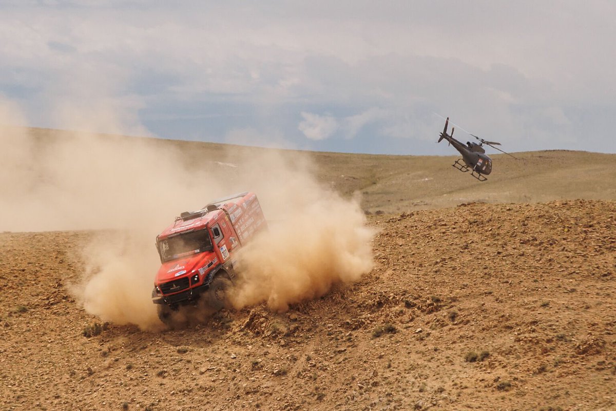 2024 Silk Way Rally: Day 9 – World of Speed

After leaving Altai, the competitors faced the most challenging test on high-speed tracks to Bayankhongor along river beds with snow-white marble cliffs.

Read more silkwayrally.com/en/2024-silk-w…

#SilkWayRally #SWR2024