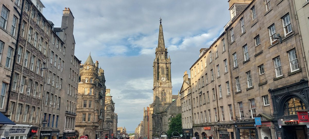 anaalonsofernan's tweet photo. Gracias a la organización del Congreso ASELE
@asele2024ed
en la maravillosa ciudad de Edimburgo
#CongresoASELE
#ASELE
#EDINBURGH https://t.co/J8LijdsaGI