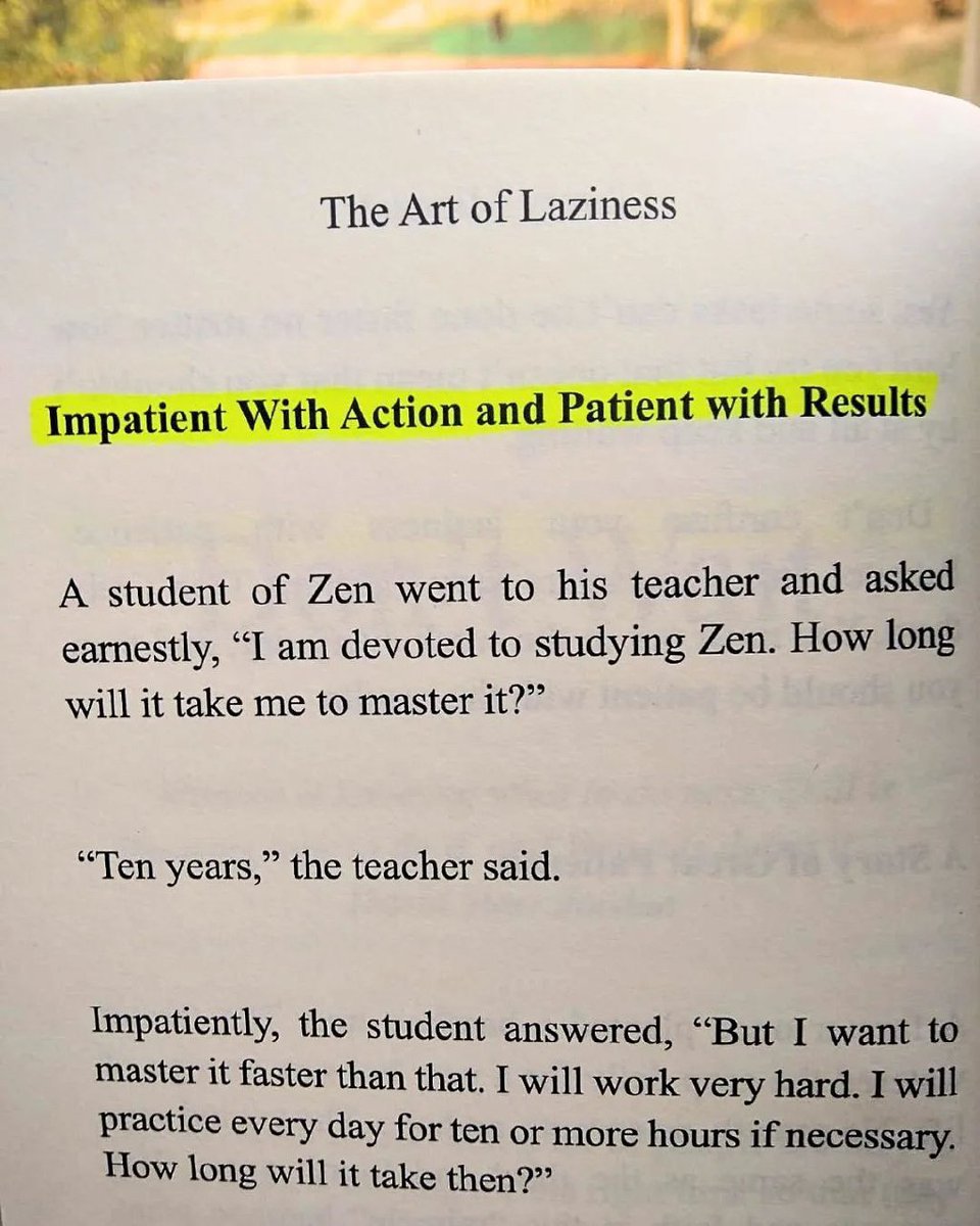 iankurrsharma's tweet photo. If you spend your time chasing butterflies, they'll fly away. But if you spend time making a beautiful garden, the butterflies will come.
THE ART OF LAZINESS
#books #quotes #booksquotes https://t.co/t8N2zAfiUO
