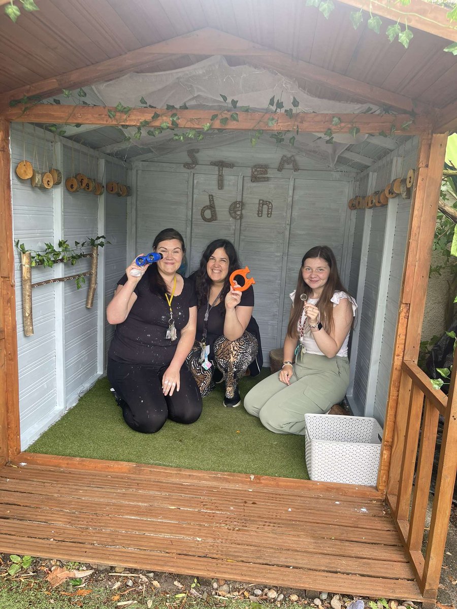 STEM_Parkdrive's tweet photo. Park Drive Nurseries STEM DEN. Our new addition for the next term. Can’t wait to discover new stem-tastic ideas in our new learning area #STEMnation #womeninSTEM #earlyyears https://t.co/0CqpksKcwV