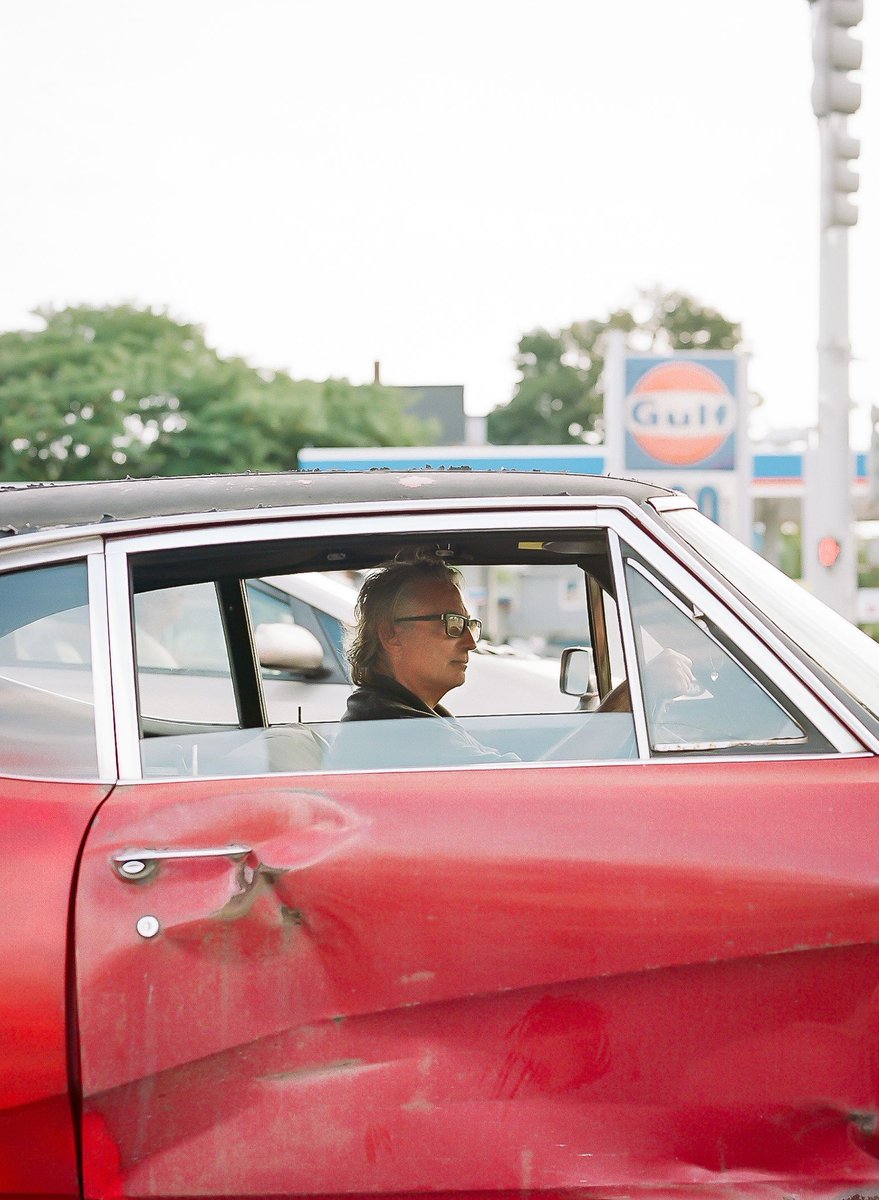 UrbanautPodcast's tweet image. "#ISeeNothing" by #FrankMarshal

Through "I See Nothing," Frank offers a narrative that is both a stark commentary on modern America and a personal, artistic response to it.

🔗 Explore the beauty and depth of "I See Nothing" by visiting our link in bio. #TheUrbanautPodcast