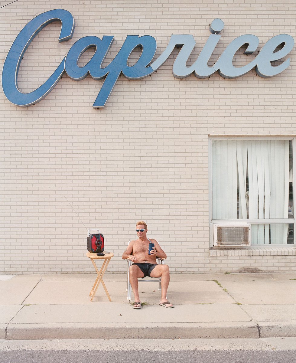 UrbanautPodcast's tweet image. "#ISeeNothing" by #FrankMarshal

Through "I See Nothing," Frank offers a narrative that is both a stark commentary on modern America and a personal, artistic response to it.

🔗 Explore the beauty and depth of "I See Nothing" by visiting our link in bio. #TheUrbanautPodcast