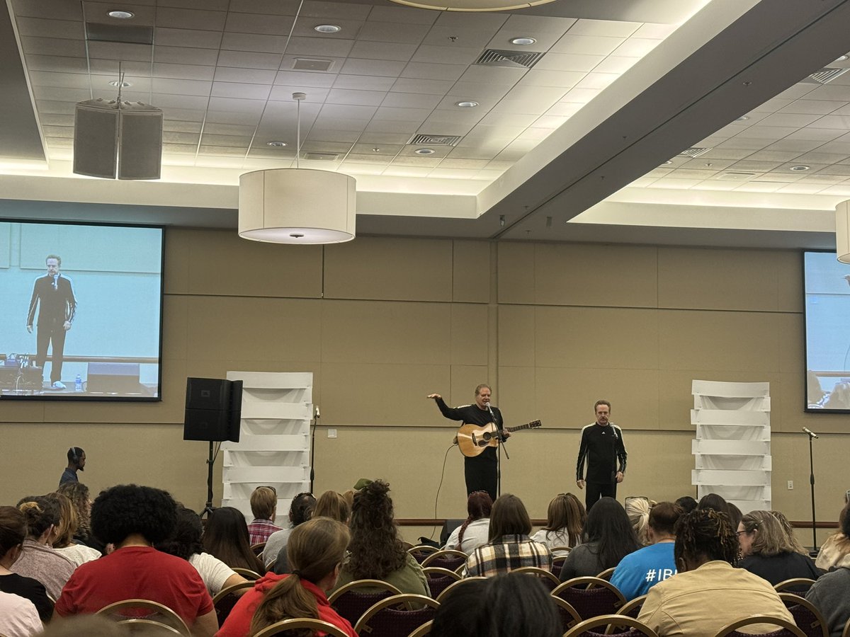 annekappes2's tweet photo. Greg &amp; Steve for EarlyChildhood - what a way to get these teachers up on their feet to kick off day 2!!  #R4EarlyLearning https://t.co/EzNAx81zQp