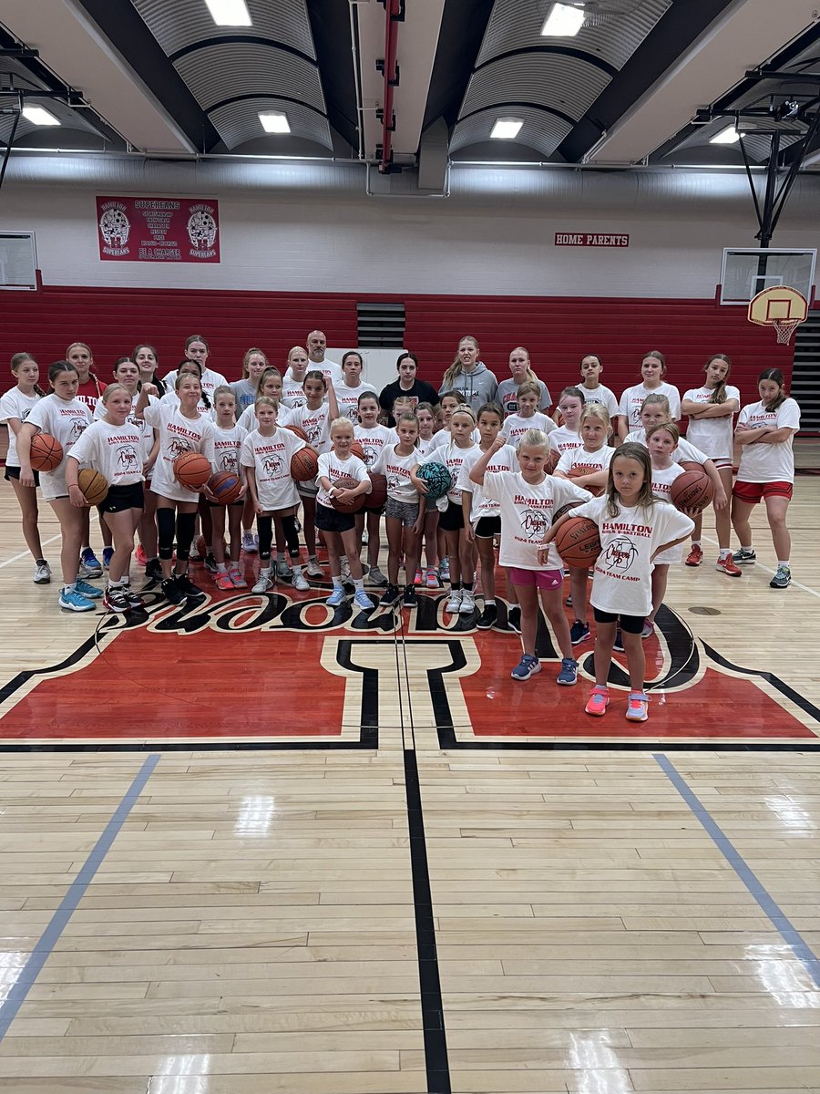 HHSChargersGBB's tweet image. Our youngest players came in and got after it! 
#teamcanp #betterwithyou