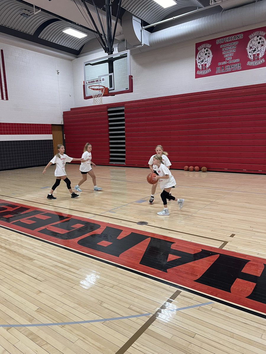 HHSChargersGBB's tweet image. Our youngest players came in and got after it! 
#teamcanp #betterwithyou