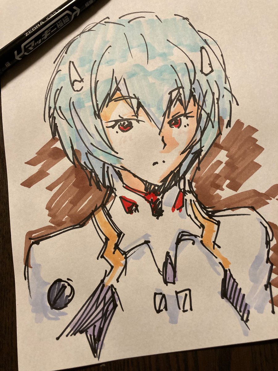 数回描いたけどこのマーカーカサカサだしなんなら次の日色が変わっているのでw 明日あたりそろそろ水彩の出番かなぁとか思ってる。ちょい楽しみ。毎日描けばアナログのカンも取り戻せるっしょ。
