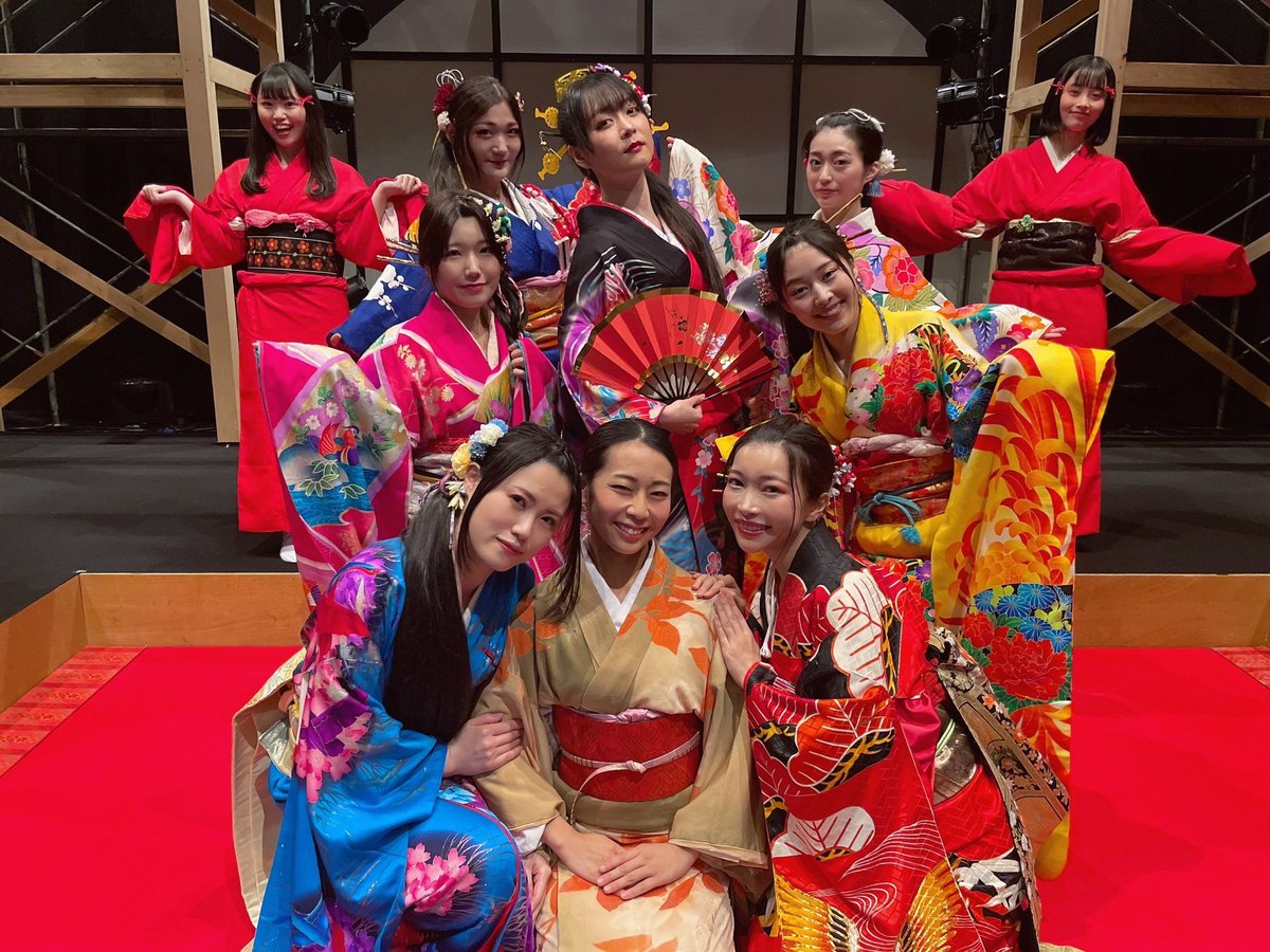 akibanami's tweet photo. #MIBURO2024
ご来場いただいた皆様ありがとうございました😭✨

演者スタッフ、何よりお客さんと作りあげた舞台芸術の熱量や美しさ、その余韻が今も体内をかけめぐっていて、家事がすすまない笑。

また舞台やりたい。
またみんなとあの空間で再会したい！！！

市駒役　秋葉七海 https://t.co/lOvKy0qbph