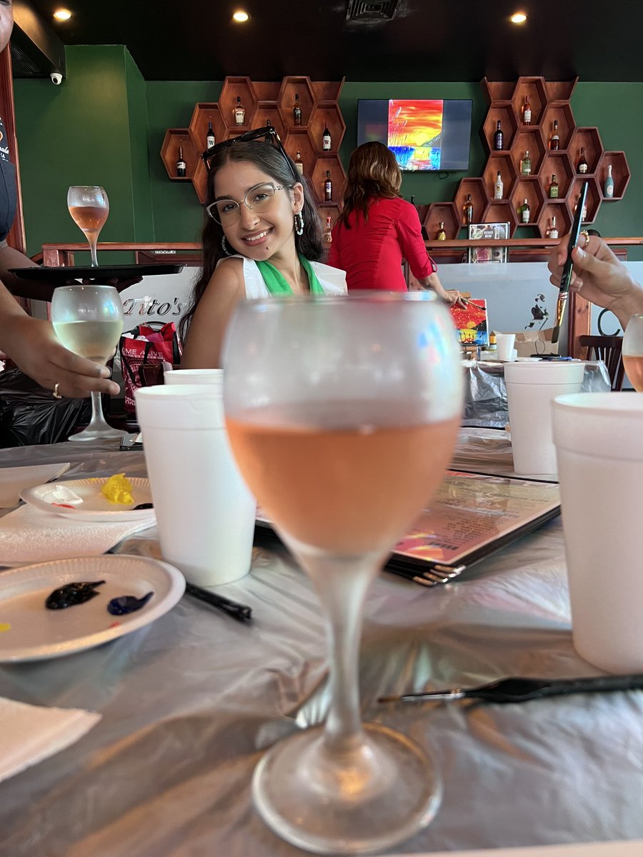 SharleneDeoki's tweet photo. We sipped and painted! @ParticipateLrng #UnitingOurWorld #summerchallenge #sisters #mothersanddaughters https://t.co/XvXM52J8Ah
