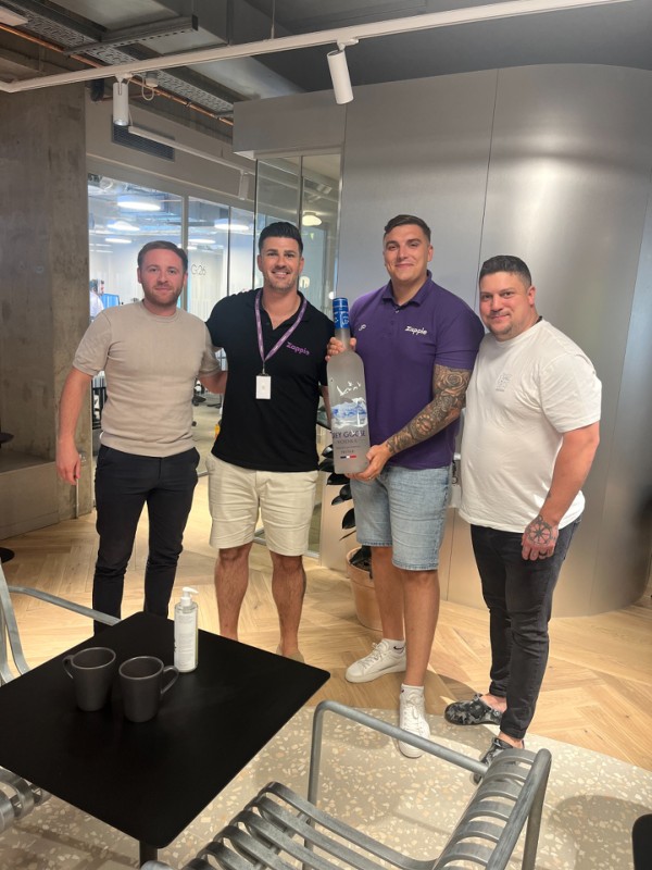 TheRecruita's tweet photo. Just dropped off 6 litres of Grey Goose to the Co Owners of Zappie Communications !!! Mike Connolly and Jamie Pidgley. #Therecruita #Premierrecruitmentsolutions #zappiecommunicationsltd https://t.co/YhISblOj52 https://t.co/jivoMF0hBk