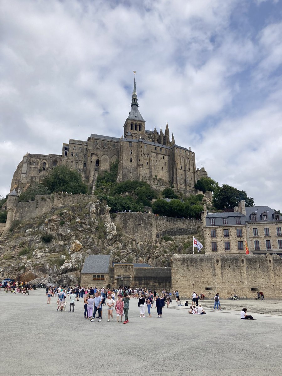 #ChateauBeamont2024
Day 3= traditional market at St Hilaire then the magnificent Mont Saint Michel
<a href="/cricklanguages/">Cricklanguages</a>