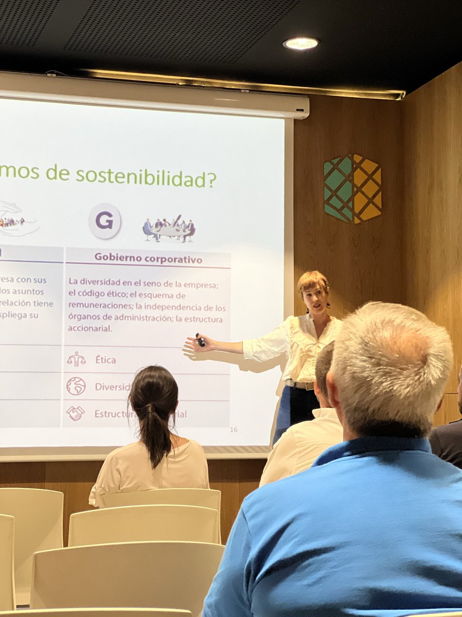 Correoslabs tweet media