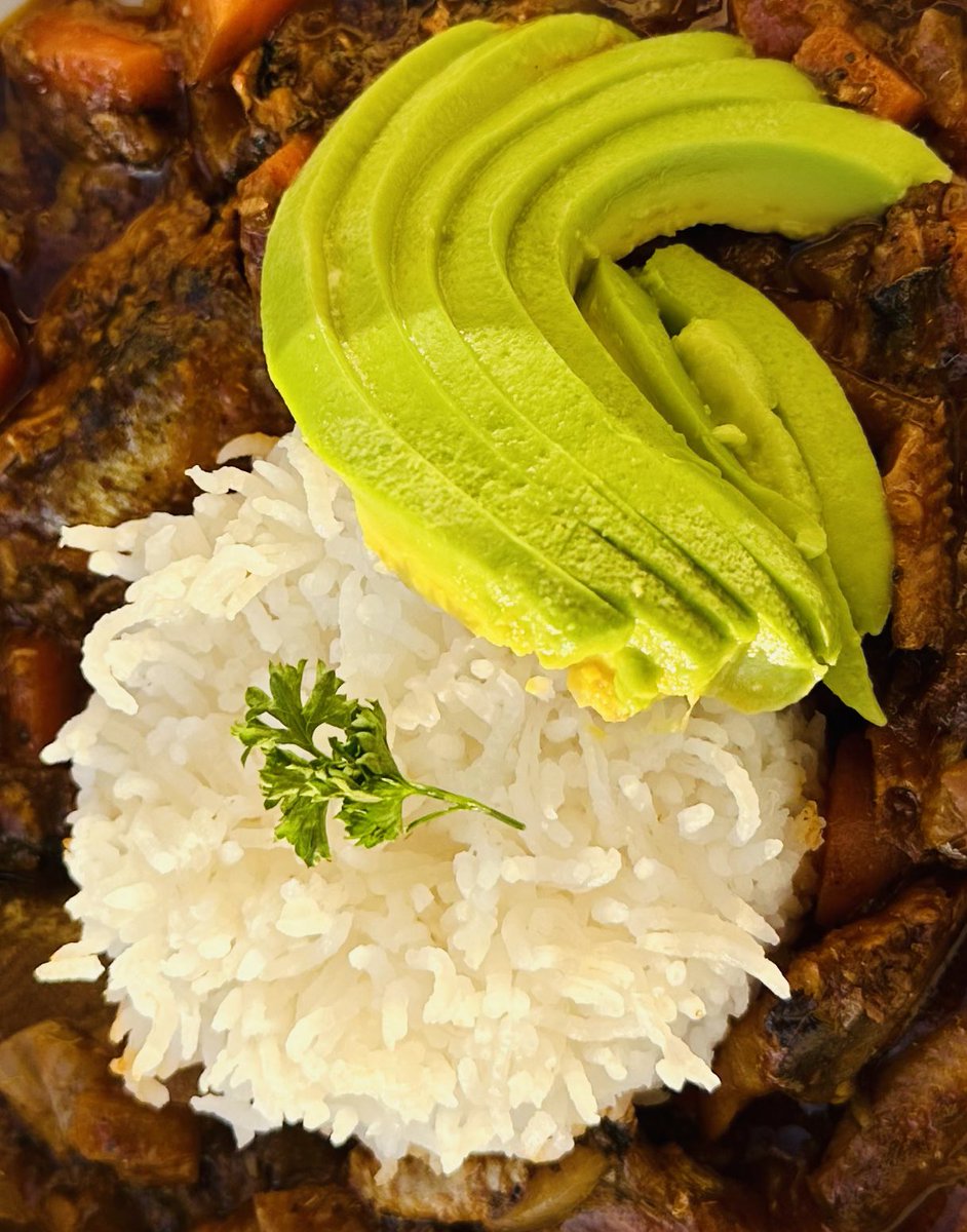 SparklinBeee's tweet image. One of my faves… Basmati Rice with Luckystar Pilchards &amp;amp; Avocado #Linner #LazyMeals #CookingWithSparklinBee👩🏽‍🍳