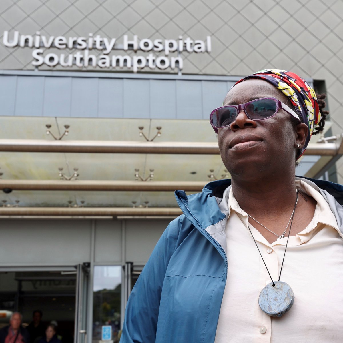 Health Research | Southampton (@uhsftresearch) on Twitter photo Have you heard about Clean Air South? 🌟
The new partnership, led by @WessexHP and <a href="/unisouthampton/">University of Southampton</a>, aims to tackle air pollution across the region.
We were delighted to welcome Rosamund Adoo-Kissi-Debrah CBE (<a href="/EllaRobertaFdn/">Rosamund Adoo-KD CBE FBSA</a>) to <a href="/UHSFT/">University Hospital Southampton 💙</a> 📸👇
Read more: research.uhs.nhs.uk/news/new-partn… Have you heard about Clean Air South? 🌟
The new partnership, led by @WessexHP and <a href="/unisouthampton/">University of Southampton</a>, aims to tackle air pollution across the region.
We were delighted to welcome Rosamund Adoo-Kissi-Debrah CBE (<a href="/EllaRobertaFdn/">Rosamund Adoo-KD CBE FBSA</a>) to <a href="/UHSFT/">University Hospital Southampton 💙</a> 📸👇
Read more: research.uhs.nhs.uk/news/new-partn…