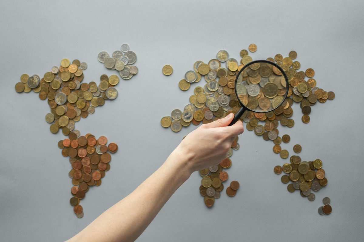 Our MORSE member Michalis Moatsos is the author of the latest MORSE blog about "The international poverty line and the sausage factory". 
You can read it here 👉 maastrichtuniversity.nl/news/internati…