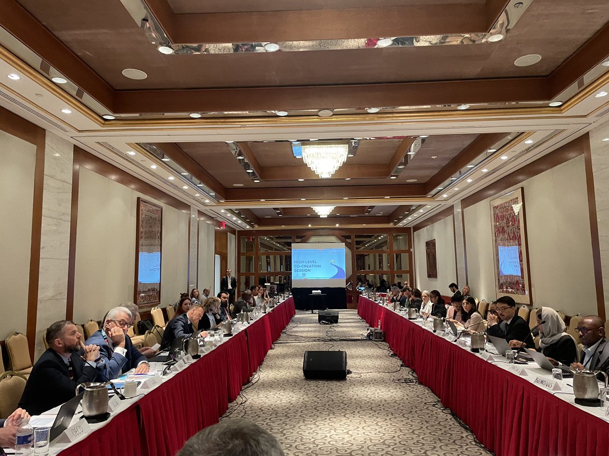 📣 <a href="/MASE_IT/">Ministero Ambiente e Sicurezza Energetica</a> and <a href="/UNHABITAT/">UN-Habitat</a> are consolidating a strategic partnership to foster #SDG localization. 
 
The MoU signing follows years of work and the G7 Climate, Energy, &amp; Environment Ministers’ Meeting Communiqué.

Stay tuned for the launch at #WUF12. loom.ly/zuA0ehA