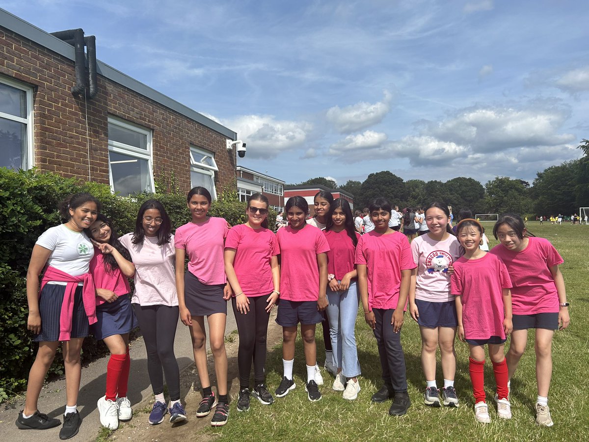 Well done to Year 7 who competed in their house rounders event today🥳 Congratulations to 7T who won the tournament, followed by 7B who came 2nd and  7S who came 3rd!! A lovely afternoon in the sun ☀️ <a href="/TheHoltSchool/">The Holt School</a>