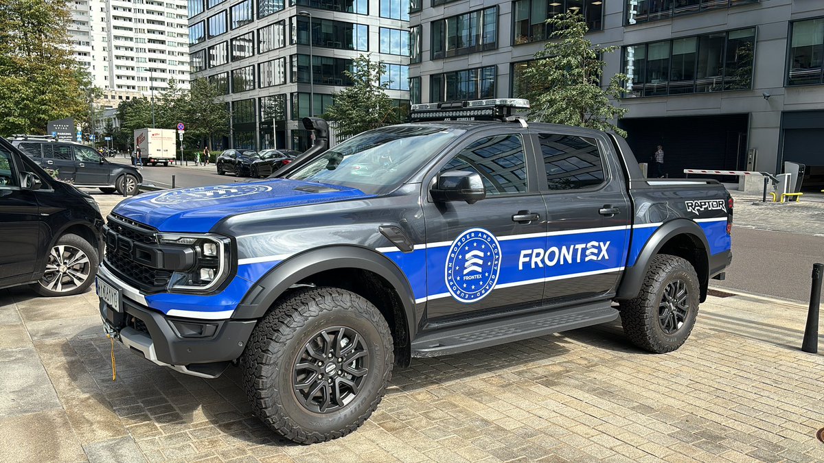 Depending on the circumstances, we use specific service vehicles. Today the first of 250 brand new all terrain vehicles arrived and I had the opportunity to take one for a ride. This car will bring us anywhere we need to go. Compliments to the procurement team! @frontex #raptor