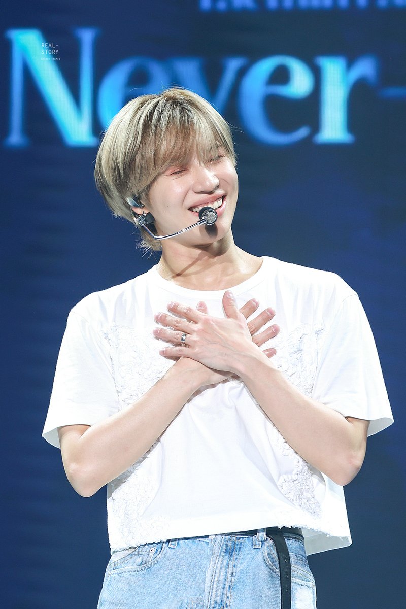 realstory718's tweet photo. 태민이 떠리투 생축 😝😝😝
앞으로 더 큰 세상에서 더 많은 사랑 받는 아티스트 되길 기도할게. 네가 바라던 일 모두 다 이뤄지길 바라며. 내 자랑스러운 가수 이태민 생일 축하해.

#탬메이트는_언제나_태민이편 
#HappyTAEMINday
#태민 #TAEMIN #テミン https://t.co/GmaSVgctkU