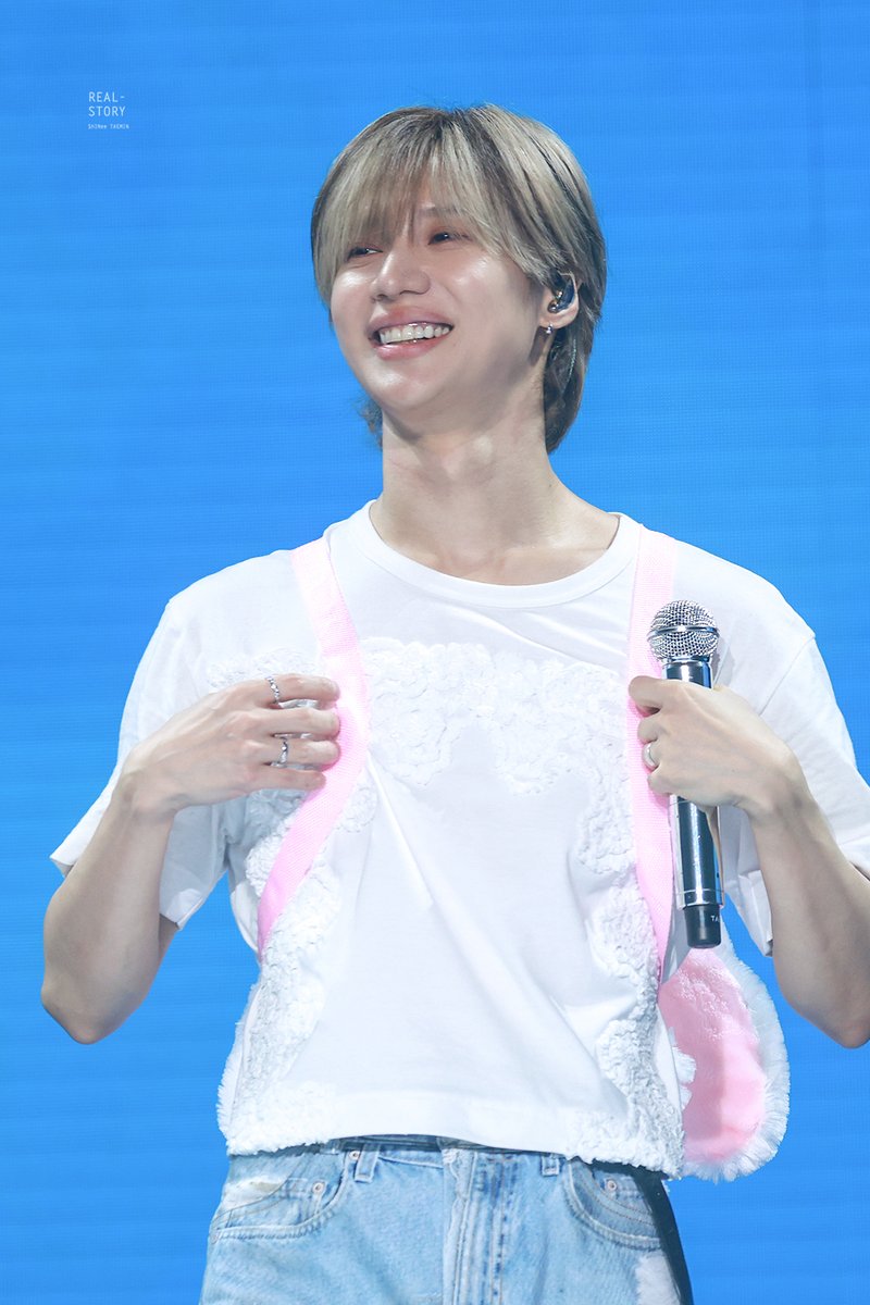 realstory718's tweet photo. 태민이 떠리투 생축 😝😝😝
앞으로 더 큰 세상에서 더 많은 사랑 받는 아티스트 되길 기도할게. 네가 바라던 일 모두 다 이뤄지길 바라며. 내 자랑스러운 가수 이태민 생일 축하해.

#탬메이트는_언제나_태민이편 
#HappyTAEMINday
#태민 #TAEMIN #テミン https://t.co/GmaSVgctkU