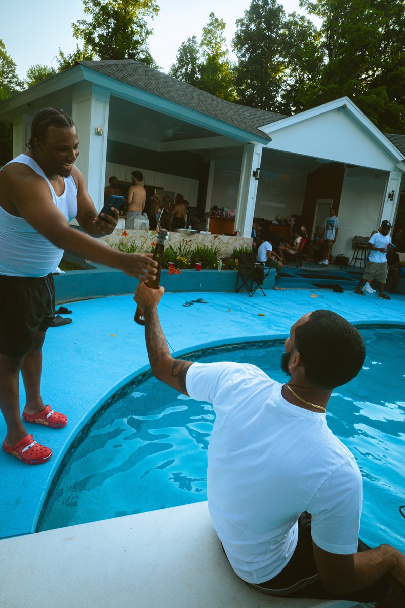 typevalid's tweet photo. Kev had a birthday pool party 🏊‍♂️ https://t.co/jjV6Qrhsq5