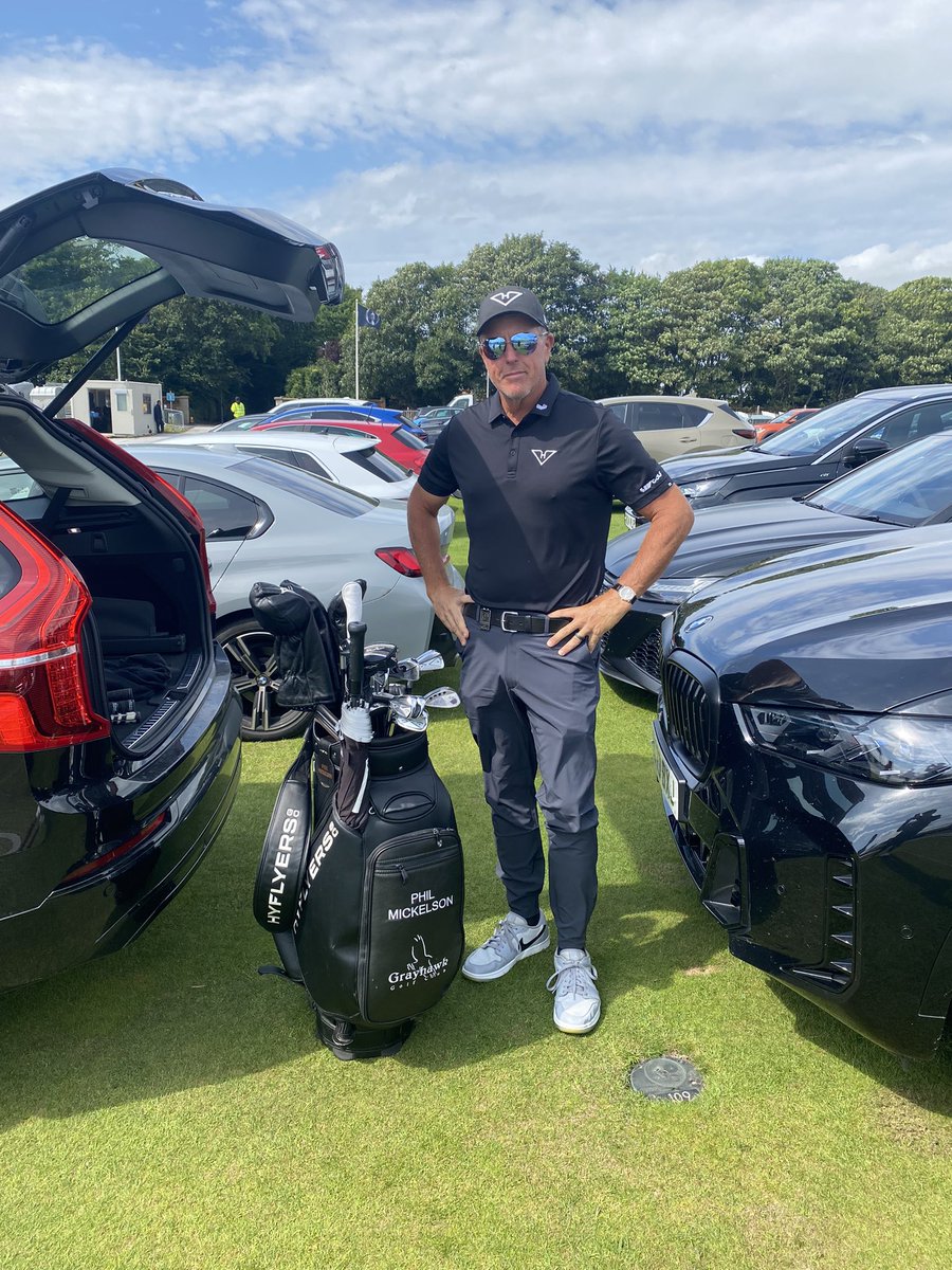 Phil Mickelson tweet media