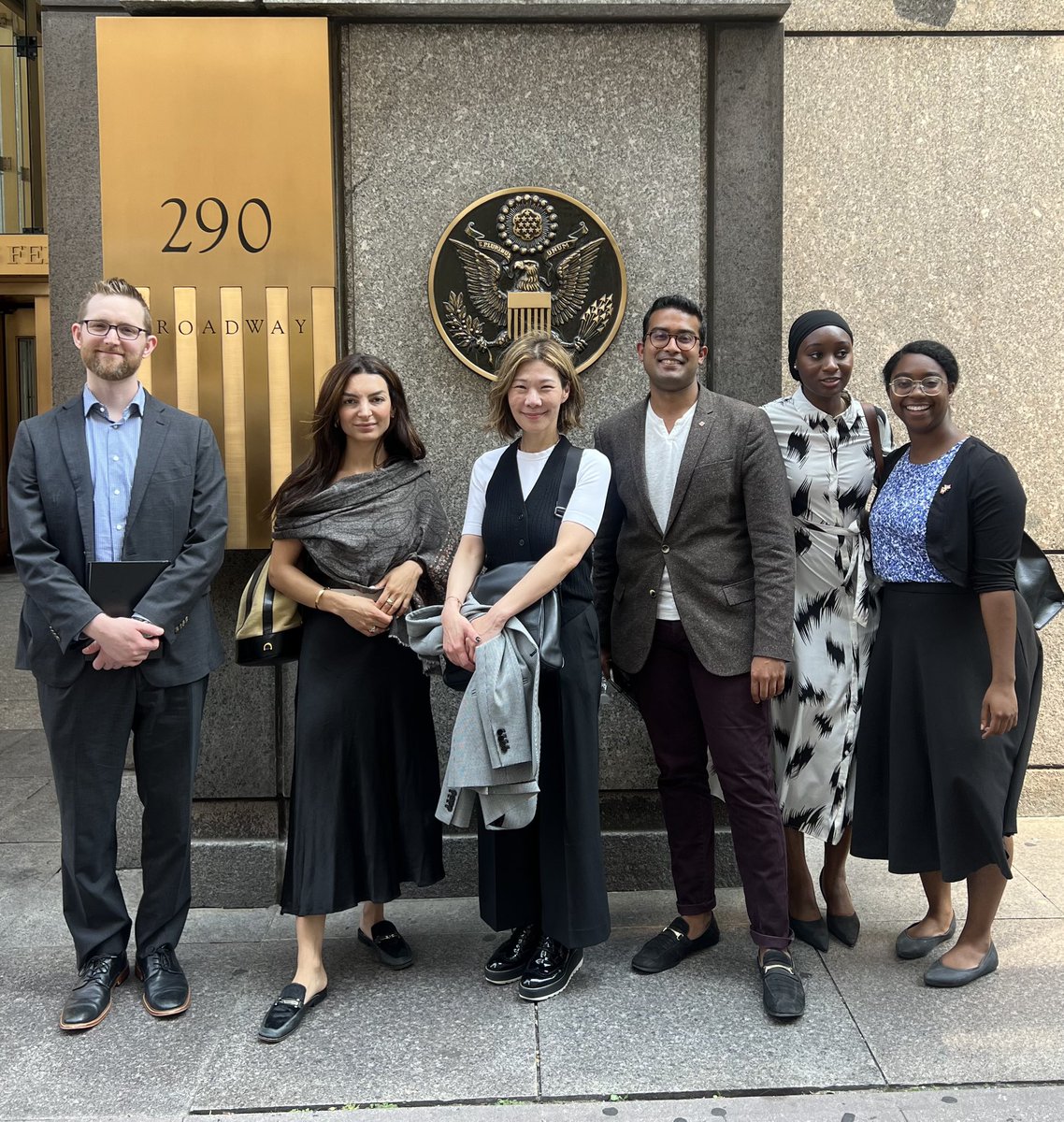 ShihTina's tweet photo. Joint @CanadaNY @TCS_SDC #Ontario @apinto27 outreach in #NYC 🇨🇦🇺🇸 https://t.co/urlBuuxOiN