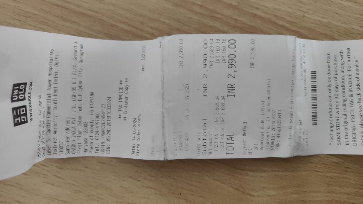 ca_pruthvimehta's tweet photo. @UniqloIn Extremely disappointed with your customer service! Purchased a garment on
14 June from Gurgaon while
Travelling and I saw degradation and Maufacturing Defect without any improper use. https://t.co/wOzSaDmOGP