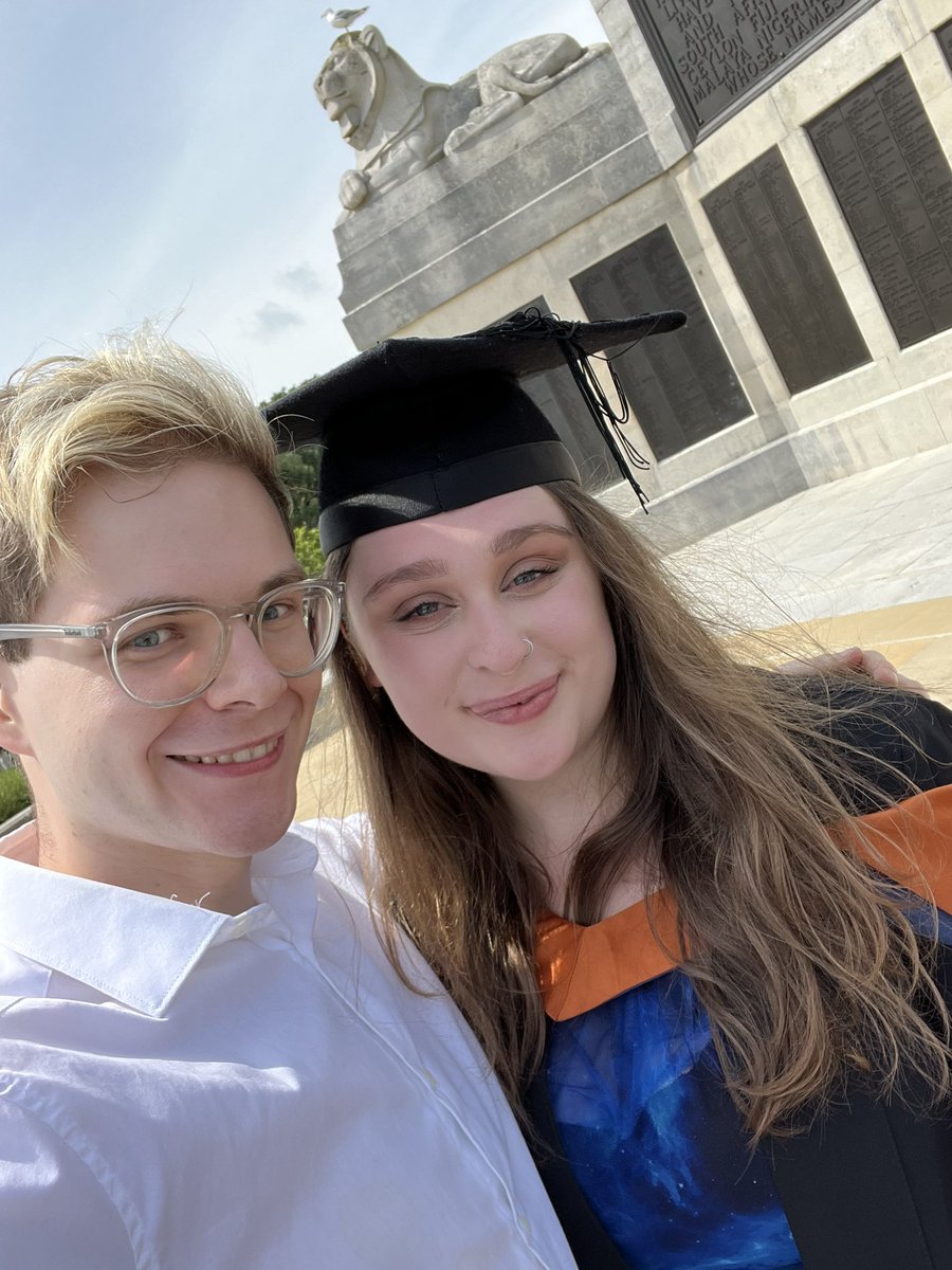 jaket_potato's tweet photo. Congratulations Chantelle, you officially graduATEd!!! #PlymGrad slay queen 💅✨ https://t.co/PWiatZJOIg