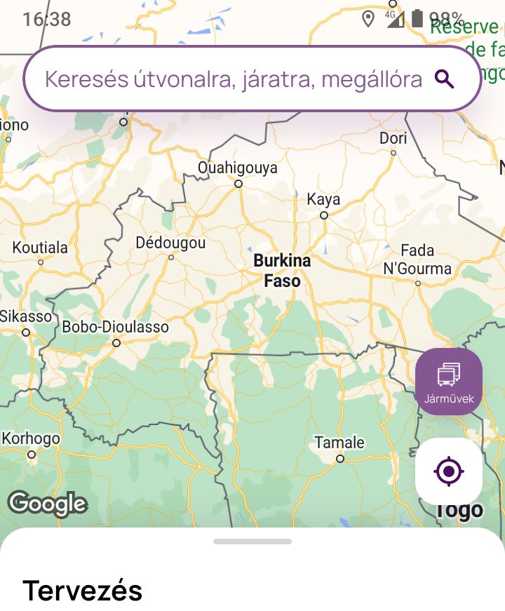 PowerlessUser's tweet image. Szubtrópusi idő ide vagy oda, a BKK humorát kedvelem.