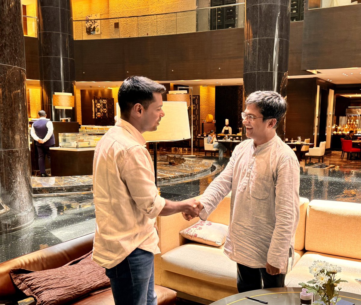 Anudeep Durishetty (@anudeepd7) on Twitter photo From listening to his 4-hour episodes on <a href="/amitvarma/">Amit Varma</a>'s podcast at 2x speed to now conversing at 1x— had a wonderful time meeting Professor Karthik and discussing ideas from his new book. <a href="/karthik_econ/">Karthik Muralidharan</a> From listening to his 4-hour episodes on <a href="/amitvarma/">Amit Varma</a>'s podcast at 2x speed to now conversing at 1x— had a wonderful time meeting Professor Karthik and discussing ideas from his new book. <a href="/karthik_econ/">Karthik Muralidharan</a>