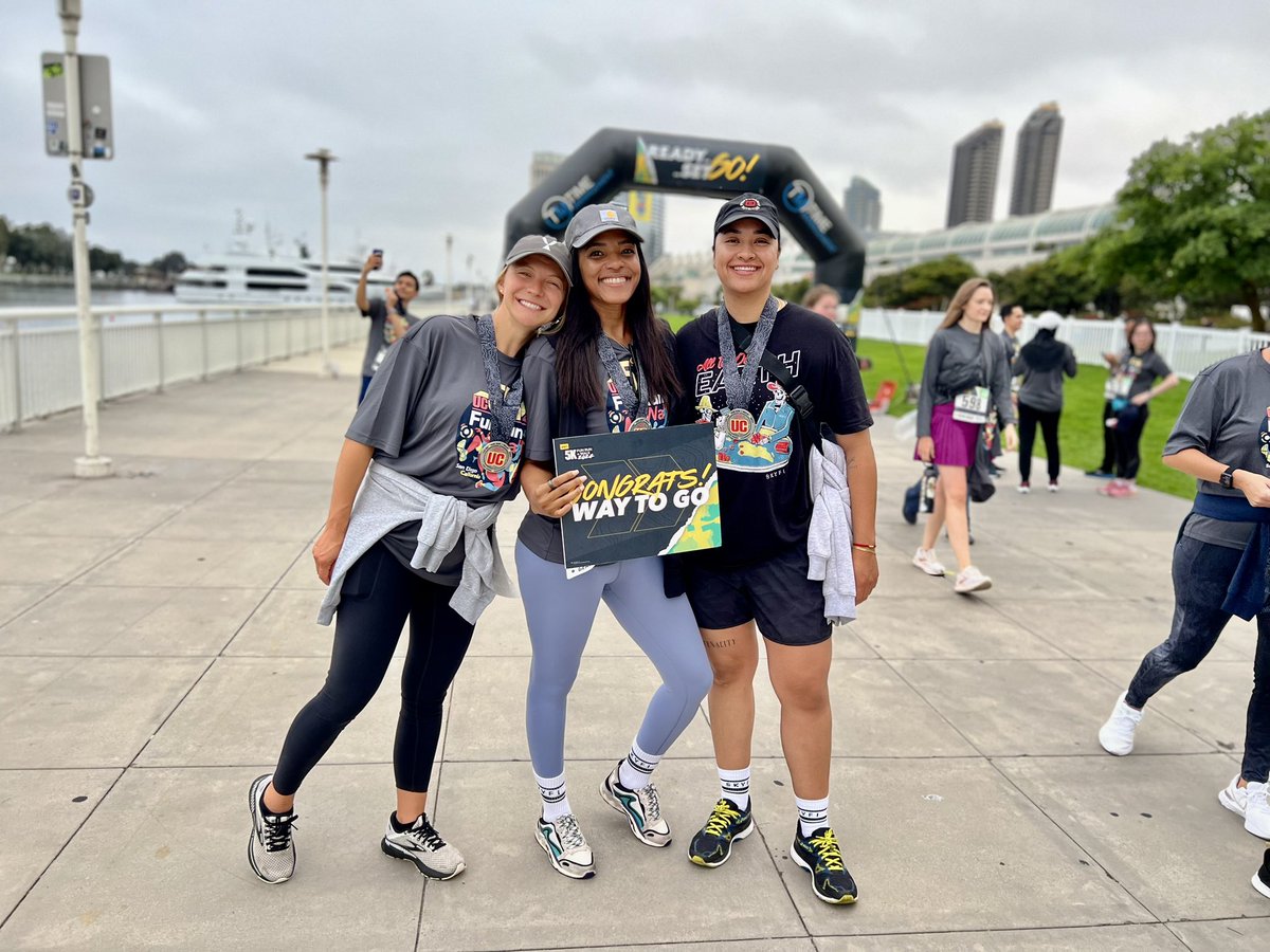 SkyfiApp's tweet photo. Pics from the #ESRI 5k at 6:30 this morning 😎🥇 https://t.co/Gxa1VAbovs