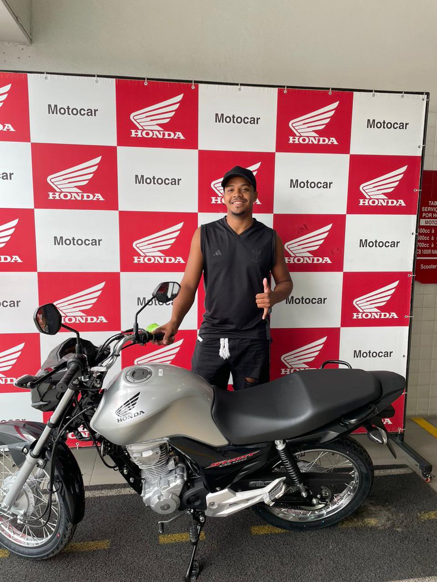 As vezes é preciso da 2 passo pra trás, pra poder dar 10 passo lá na frente. 🙏🏼 Com muita Gratidão a Deus conquistei minha primeira moto 0km, muito Feliz e Realizado.  Atura o menor na pista 🥹🥳🥳🏍️🙏🏼