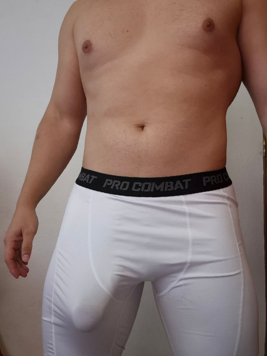 Who likes sportswear?

Should I go for a run like this? 🏃‍♂️