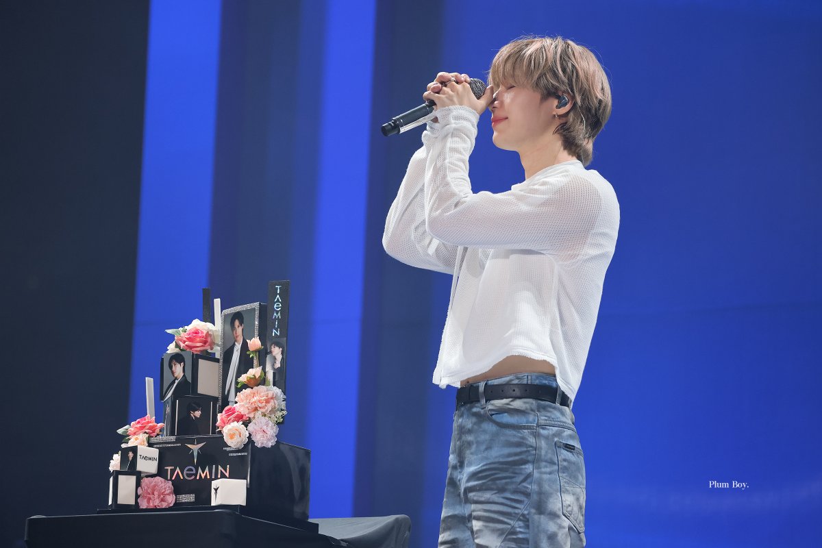 ╲⠀╲ ⋆⠀╲         ╲
   ╲⠀╲     ☾⋆.˚ ⠀ ╲ ⋆｡
      ☆⠀ ╲⠀⠀ ⊹   ⠀.   ☆
                  ⊹ ⠀⠀ ★
#탬메이트는_언제나_태민이편
#HappyTAEMINday