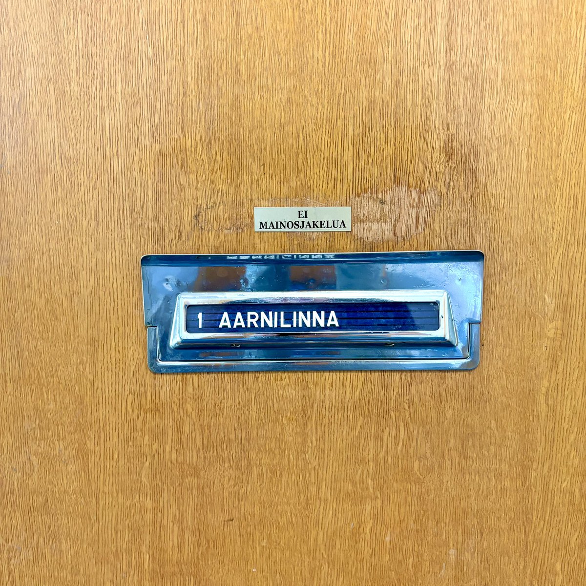 Olen jatkossa Heikki Aarnilinna.

Halusimme perheelle saman sukunimen, mutta olisi tuntunut vanhanaikaiselta ottaa toisen.

Tuntuu isolta vaihtaa nimeä 35 vuoden iässä. Toisaalta työuraa on edessä enemmän kuin takana. Verkostot tai suku eivät mihinkään katoa.

Eli totuttelemaan!