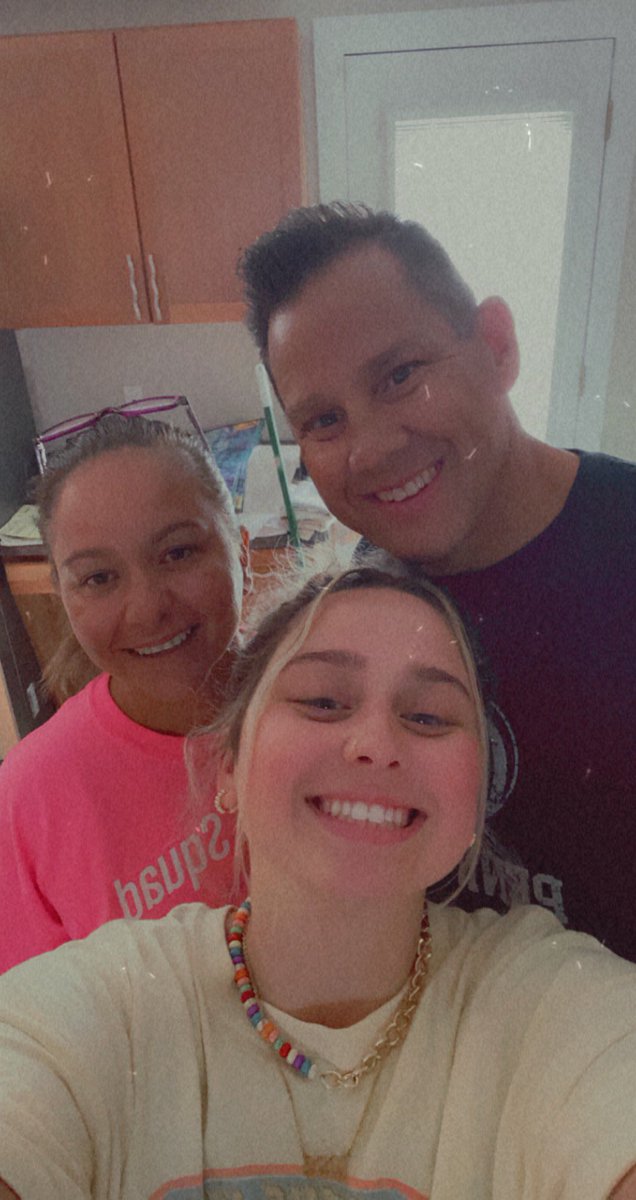 realmikeaccetta's tweet photo. Happy birthday to my beautiful daughter, Sabina!!! Couldn’t be prouder for all u are and look forward to what’s next!! Love u!!! https://t.co/CPQbQdPAUd