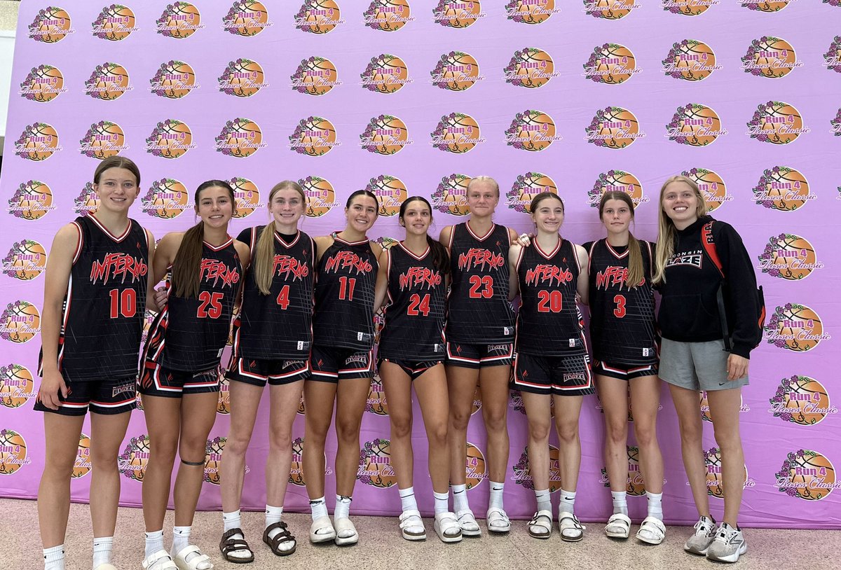 madi_springer25's tweet image. Had a fun time in Kentucky with my team going 3-1 with lots of great competition!  @LisaMVanWyk @algwidt @WIBlazeInferno