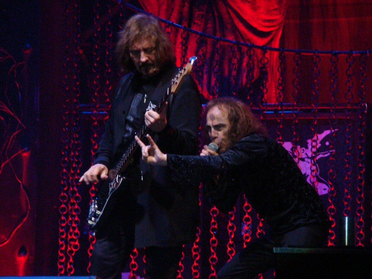 OfficialRJDio's tweet photo. Wishing a very Happy Birthday to my dear friend Terry. - Wendy Dio https://t.co/SCrhjn0vnT