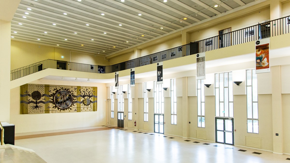 Universite_Caen's tweet photo. #InfoPratique💡 | Une salle de travail sera mise à disposition de la communauté étudiante sur le campus 1 de l'@Universite_Caen durant la coupure estivale (salle Aula Magna ). 📍
📅 Dates : du 24 juillet au 16 août (hors jours fériés)
👉 Toutes les infos : https://t.co/EX1P1fBwYc https://t.co/UZkbmh5OyQ